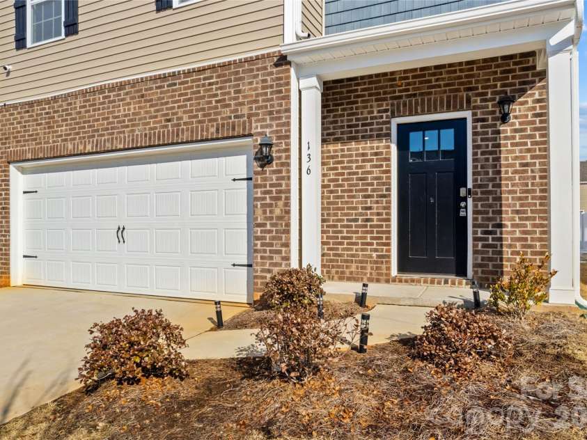 136 Sycamore Springs Drive, Statesville, NC 28677.  MLS# CAR4344983, YatesRealty ID 3900. 