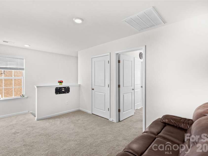 136 Sycamore Springs Drive, Statesville, NC 28677.  MLS# CAR4344983, YatesRealty ID 3900. 