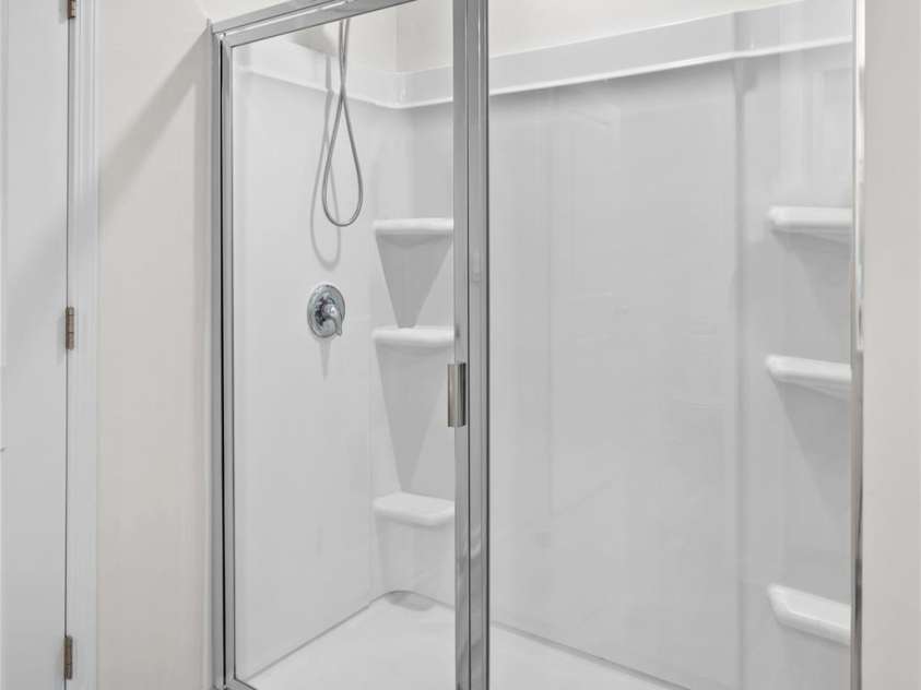 136 Sycamore Springs Drive, Statesville, NC 28677.  MLS# CAR4344983, YatesRealty ID 3900. 