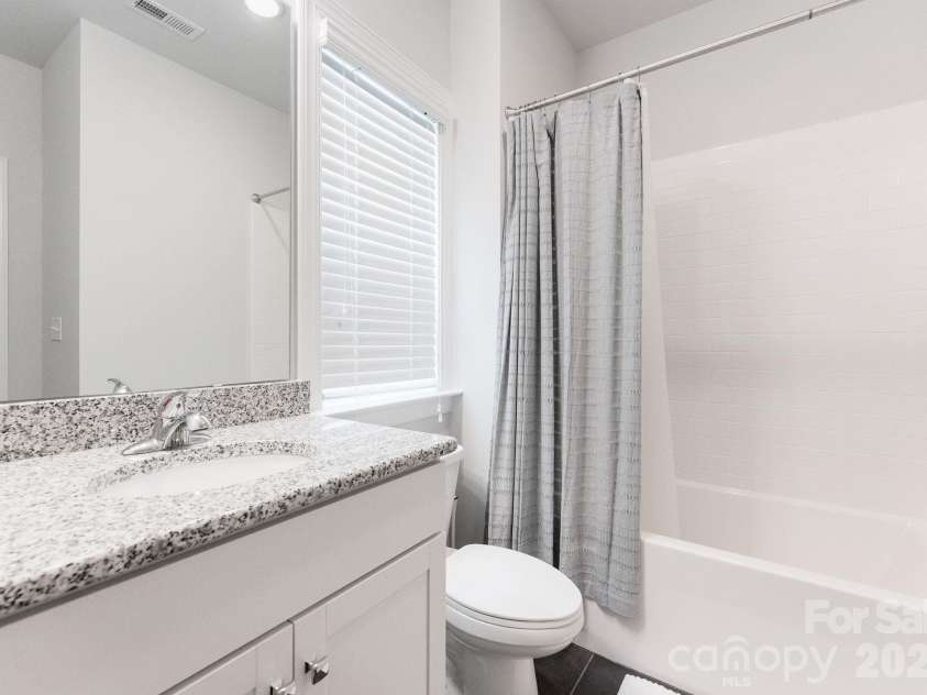 521 Belton Street, Charlotte, NC 28209.  MLS# CAR4291273, YatesRealty ID 3900. 