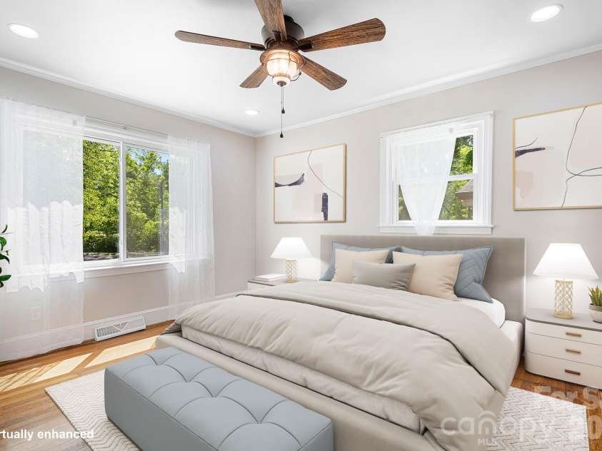 3960 Bristol Drive, Charlotte, NC 28208.  MLS# CAR4397608, YatesRealty ID 39001. Primary BR with virtual staging