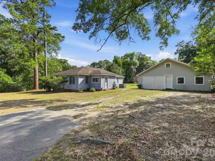 310 Varn Street, Walterboro, SC 29488.  MLS# CAR4405619, YatesRealty ID 39003. 