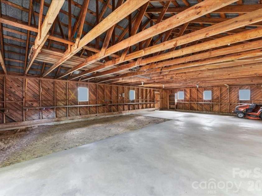 310 Varn Street, Walterboro, SC 29488.  MLS# CAR4405619, YatesRealty ID 39003. 