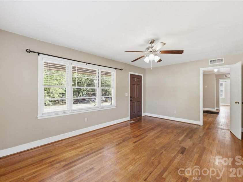 310 Varn Street, Walterboro, SC 29488.  MLS# CAR4405619, YatesRealty ID 39003. 