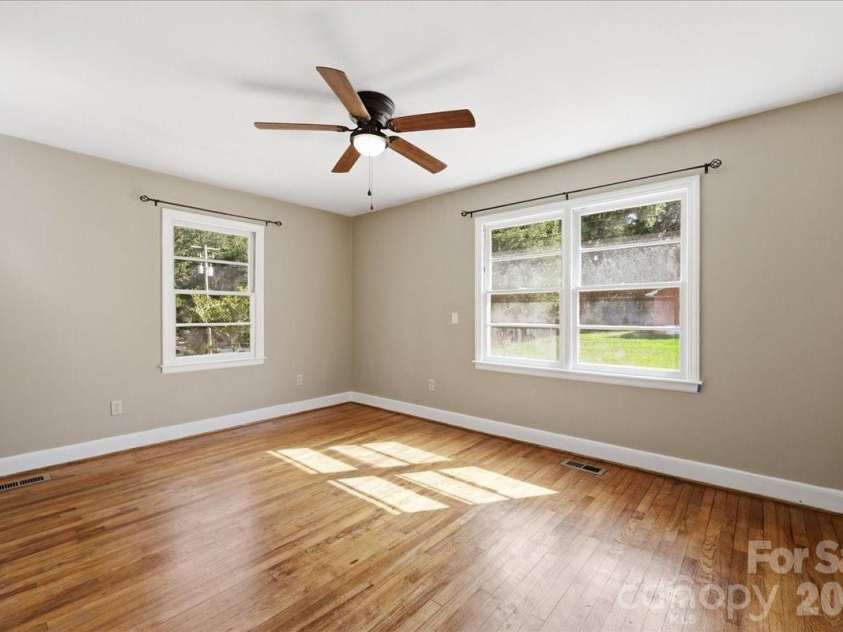 310 Varn Street, Walterboro, SC 29488.  MLS# CAR4405619, YatesRealty ID 39003. 