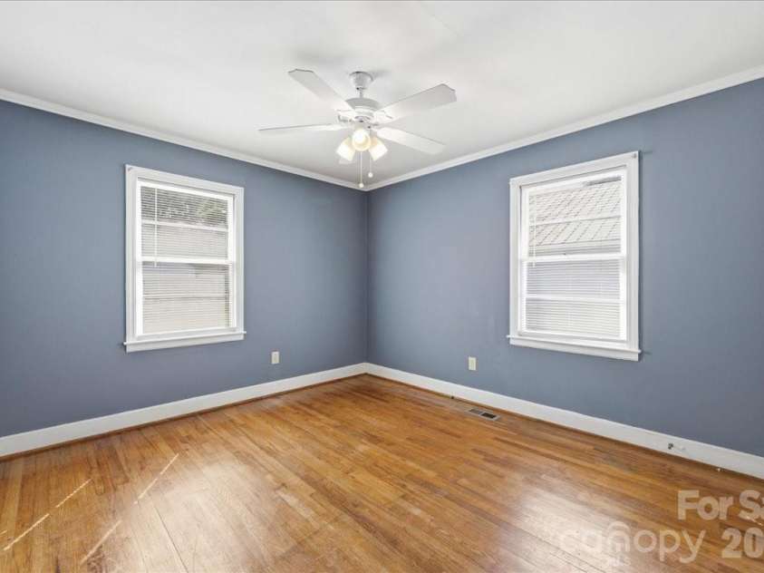 310 Varn Street, Walterboro, SC 29488.  MLS# CAR4405619, YatesRealty ID 39003. 