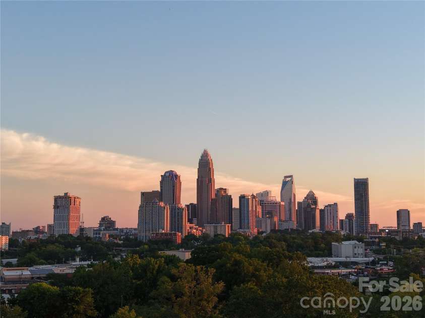 442 Sylvania Avenue, Charlotte, NC 28206.  MLS# CAR4381859, YatesRealty ID 39004. 