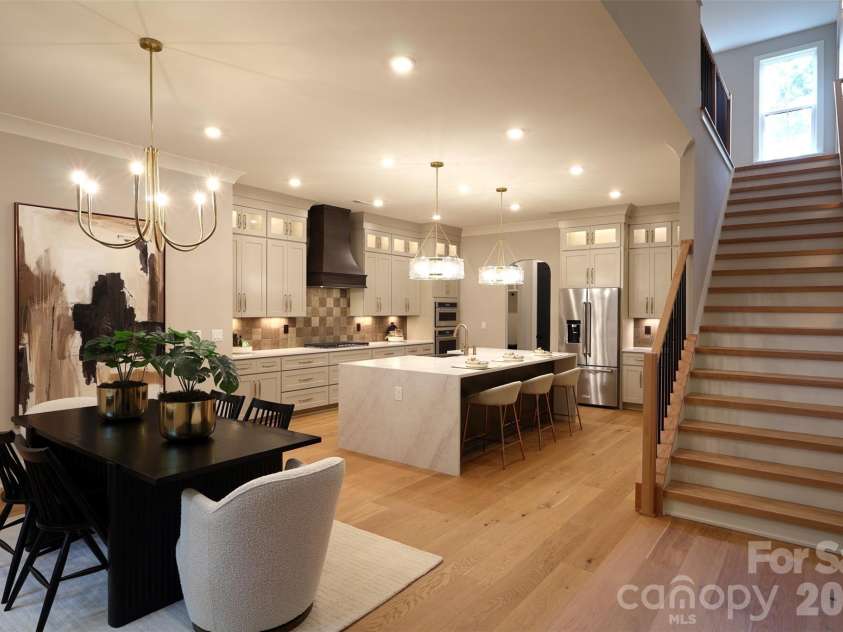 442 Sylvania Avenue, Charlotte, NC 28206.  MLS# CAR4381859, YatesRealty ID 39004. 