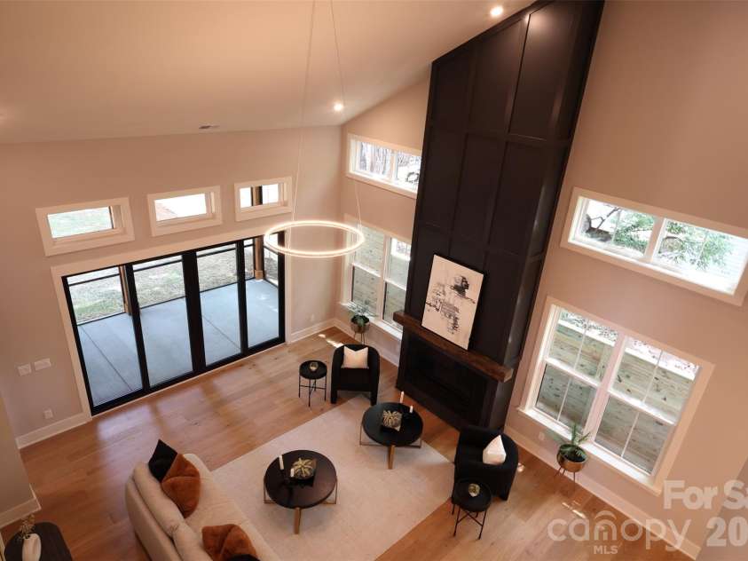 442 Sylvania Avenue, Charlotte, NC 28206.  MLS# CAR4381859, YatesRealty ID 39004. 