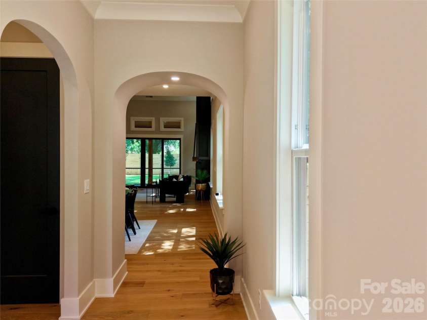 442 Sylvania Avenue, Charlotte, NC 28206.  MLS# CAR4381859, YatesRealty ID 39004. 