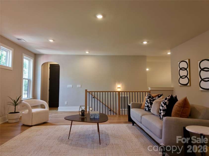 442 Sylvania Avenue, Charlotte, NC 28206.  MLS# CAR4381859, YatesRealty ID 39004. 
