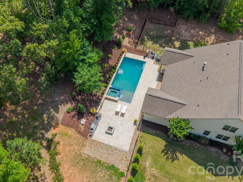 410 Kensington Park Way, Waxhaw, NC 28173.  MLS# CAR4397760, YatesRealty ID 39005. 