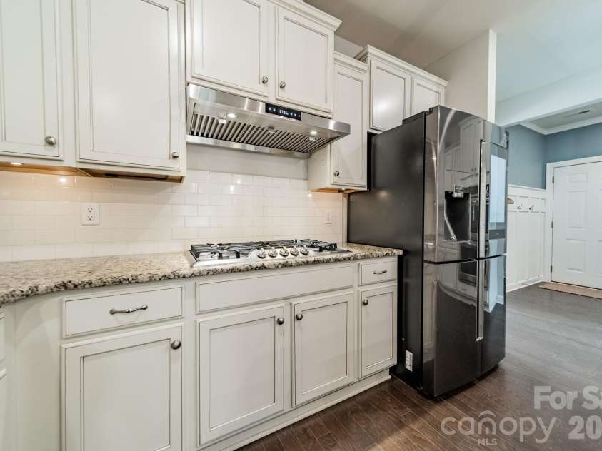 410 Kensington Park Way, Waxhaw, NC 28173.  MLS# CAR4397760, YatesRealty ID 39005. 