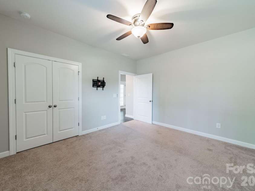 410 Kensington Park Way, Waxhaw, NC 28173.  MLS# CAR4397760, YatesRealty ID 39005. 