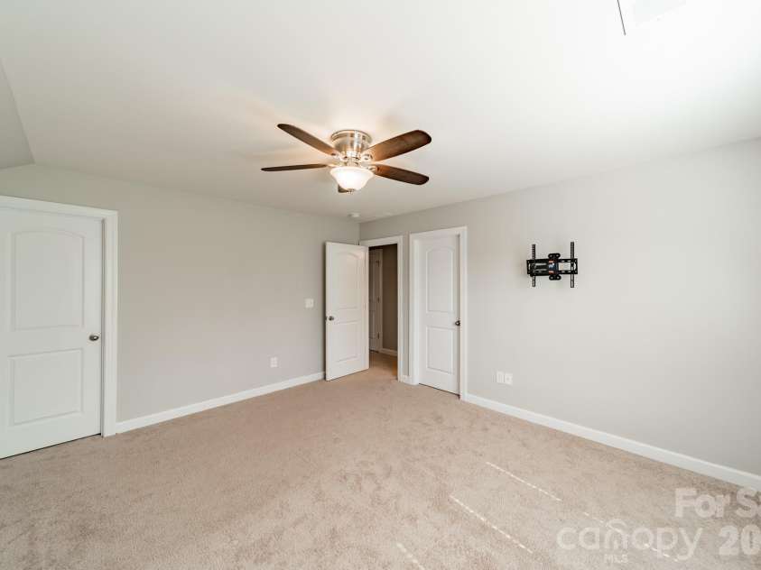 410 Kensington Park Way, Waxhaw, NC 28173.  MLS# CAR4397760, YatesRealty ID 39005. 
