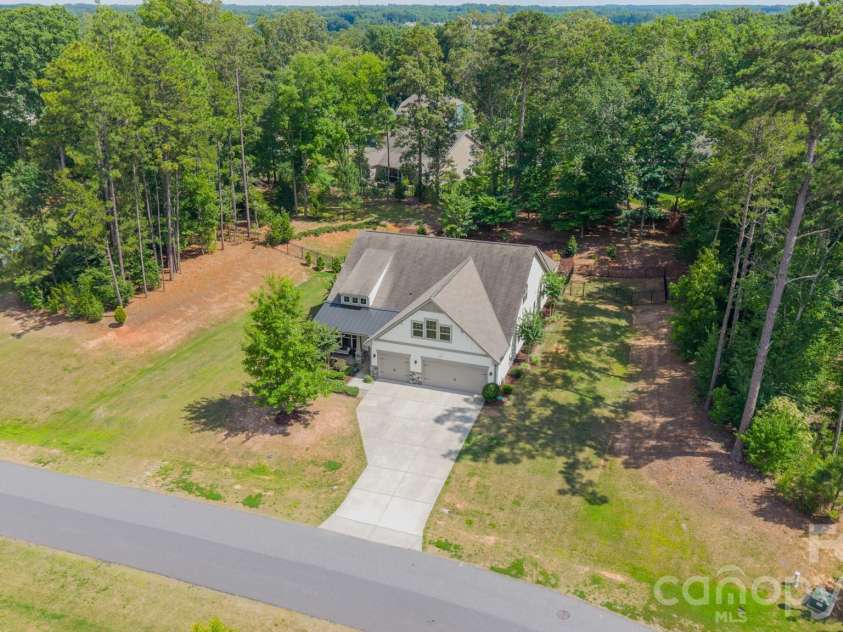 410 Kensington Park Way, Waxhaw, NC 28173.  MLS# CAR4397760, YatesRealty ID 39005. 