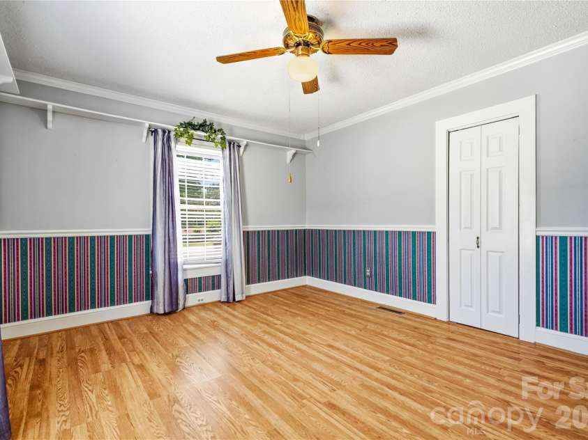 1020 C Street, Kannapolis, NC 28081.  MLS# CAR4404882, YatesRealty ID 39007. 