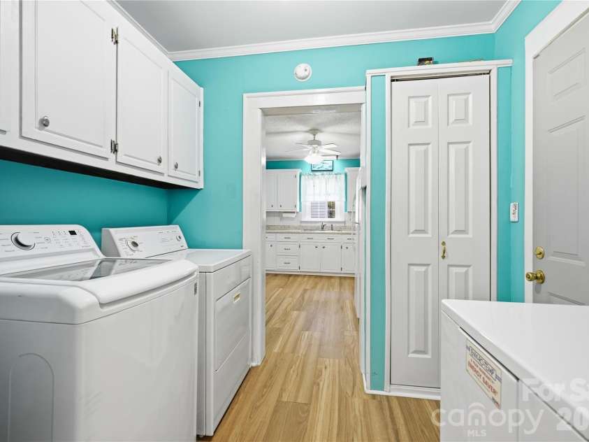 1020 C Street, Kannapolis, NC 28081.  MLS# CAR4404882, YatesRealty ID 39007. 