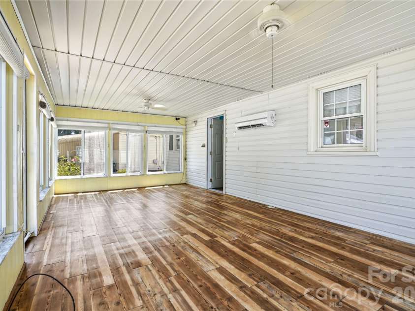 1020 C Street, Kannapolis, NC 28081.  MLS# CAR4404882, YatesRealty ID 39007. 