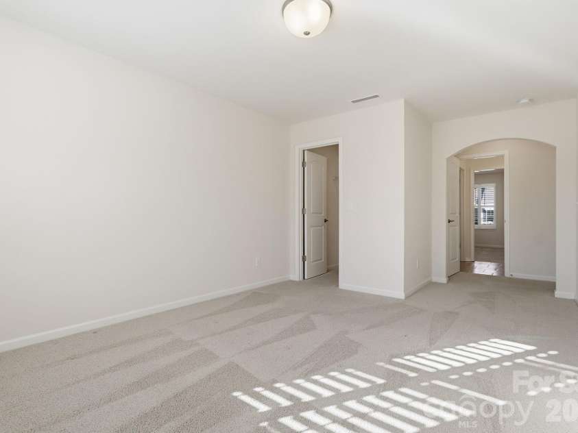 1504 Brooksland Place, Waxhaw, NC 28173.  MLS# CAR4347761, YatesRealty ID 3901. 2nd Bedroom with Walk-in Closet
