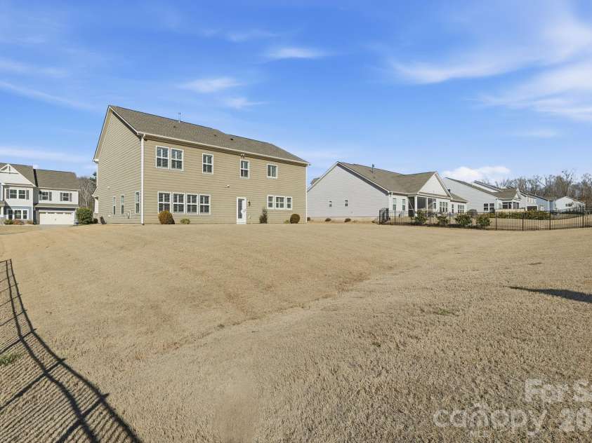 1504 Brooksland Place, Waxhaw, NC 28173.  MLS# CAR4347761, YatesRealty ID 3901. 