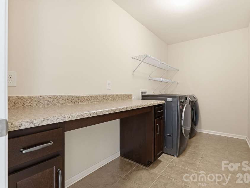 1504 Brooksland Place, Waxhaw, NC 28173.  MLS# CAR4347761, YatesRealty ID 3901. Upstairs Laundry W/D Included