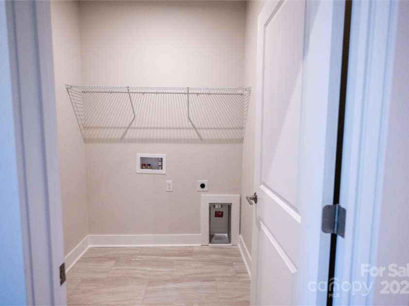 219 Halemarg Drive, Belmont, NC 28012.  MLS# CAR4240390, YatesRealty ID 3901. 