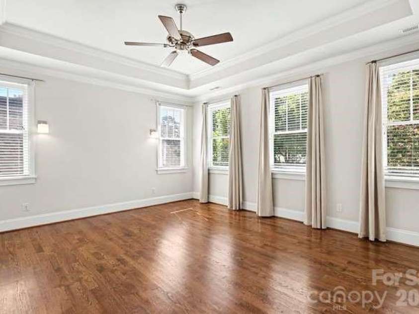 163 Canterbury Road, Charlotte, NC 28211.  MLS# CAR4406329, YatesRealty ID 39010. Primary Bedroom