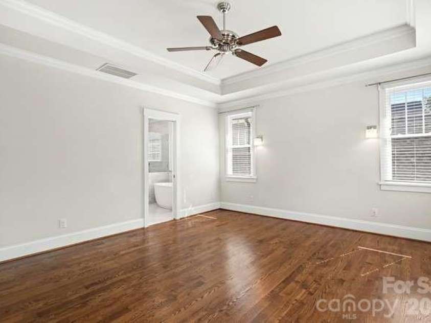 163 Canterbury Road, Charlotte, NC 28211.  MLS# CAR4406329, YatesRealty ID 39010. Primary Bedroom