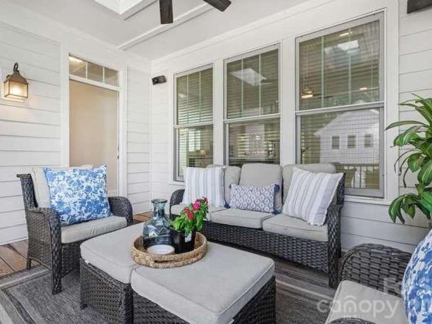 163 Canterbury Road, Charlotte, NC 28211.  MLS# CAR4406329, YatesRealty ID 39010. Rear Screen Porch