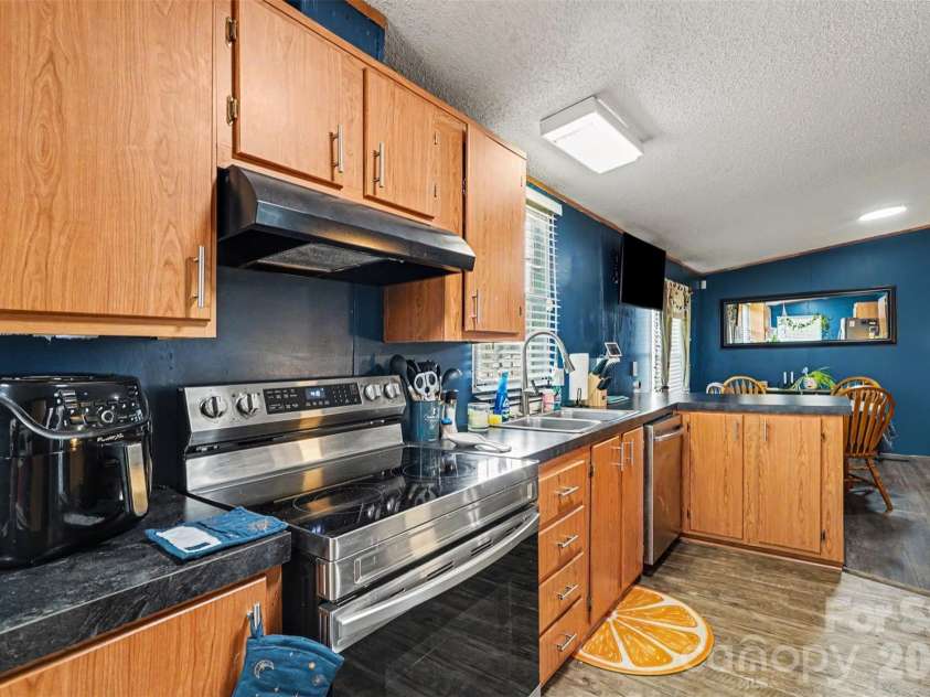 216 Westlee Street, Shelby, NC 28150.  MLS# CAR4403624, YatesRealty ID 39011. 