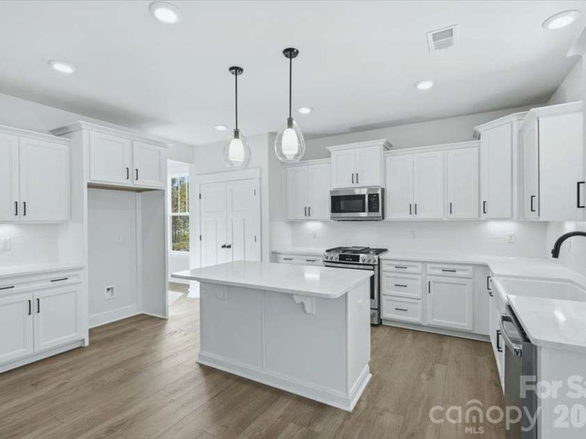 234 Smokey Holler Drive, Asheville, NC 28803.  MLS# CAR4404303, YatesRealty ID 39012. 