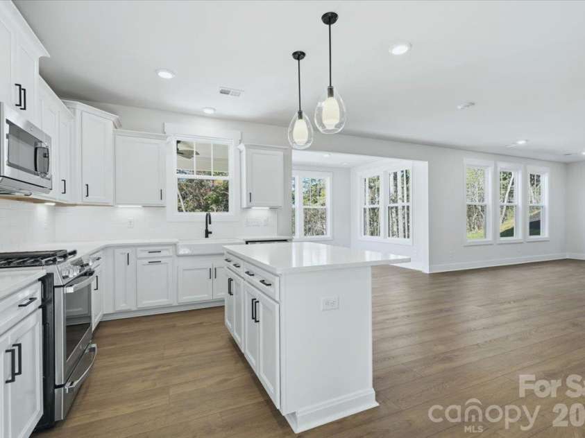234 Smokey Holler Drive, Asheville, NC 28803.  MLS# CAR4404303, YatesRealty ID 39012. 