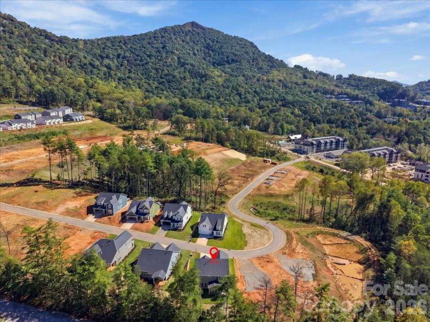 234 Smokey Holler Drive, Asheville, NC 28803.  MLS# CAR4404303, YatesRealty ID 39012. 