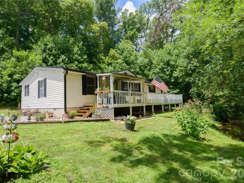 7 Warblers Nest None, Swannanoa, NC 28778.  MLS# CAR4403339, YatesRealty ID 39013. 