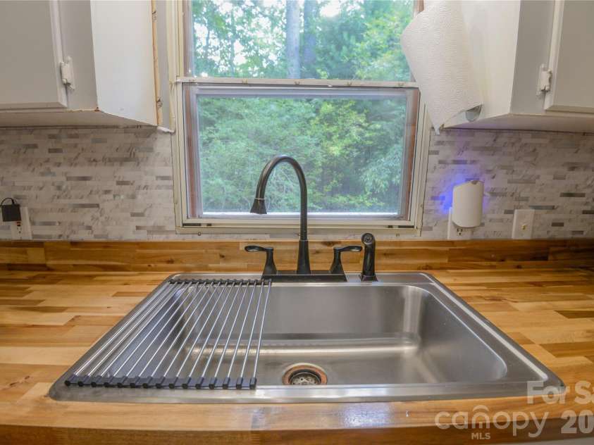 7 Warblers Nest None, Swannanoa, NC 28778.  MLS# CAR4403339, YatesRealty ID 39013. 