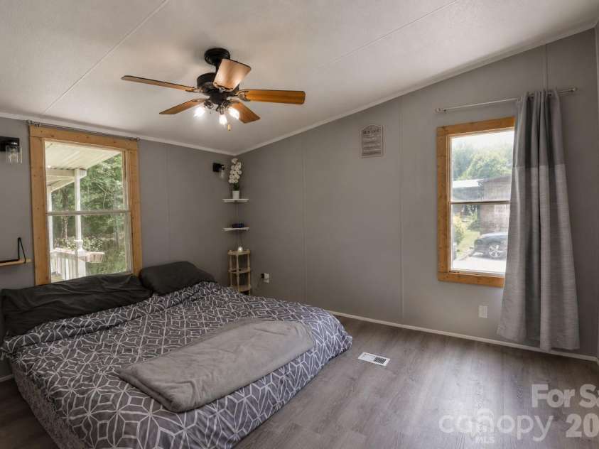 7 Warblers Nest None, Swannanoa, NC 28778.  MLS# CAR4403339, YatesRealty ID 39013. 