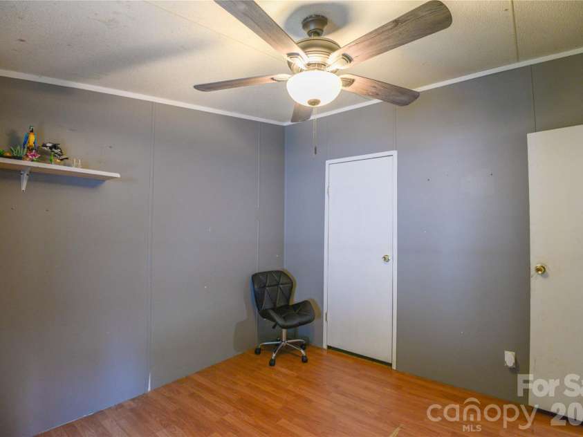 7 Warblers Nest None, Swannanoa, NC 28778.  MLS# CAR4403339, YatesRealty ID 39013. 