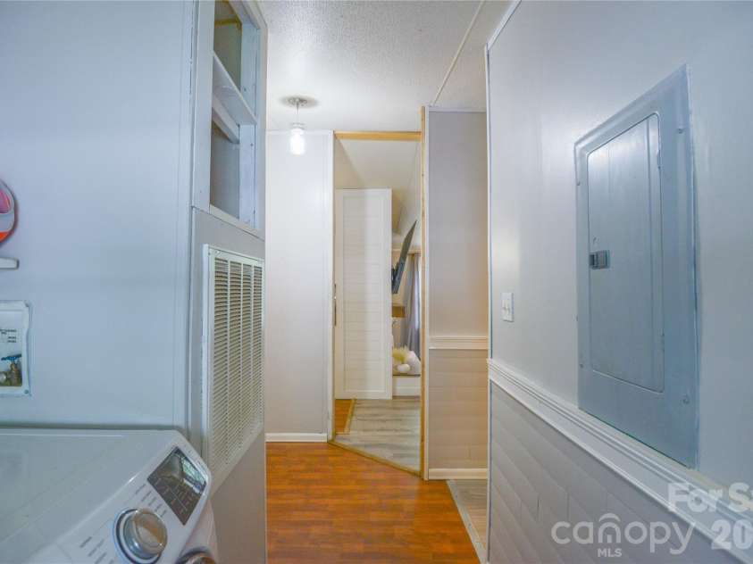 7 Warblers Nest None, Swannanoa, NC 28778.  MLS# CAR4403339, YatesRealty ID 39013. 