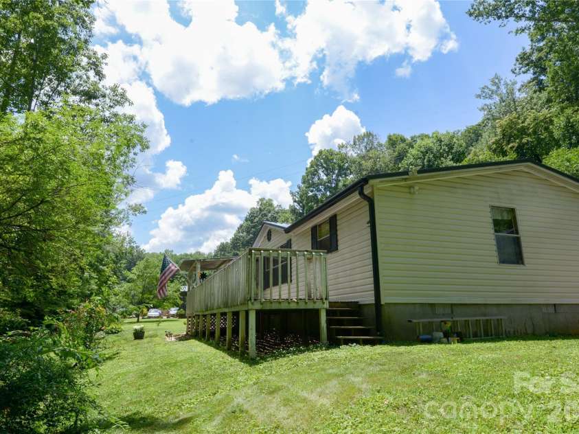 7 Warblers Nest None, Swannanoa, NC 28778.  MLS# CAR4403339, YatesRealty ID 39013. 