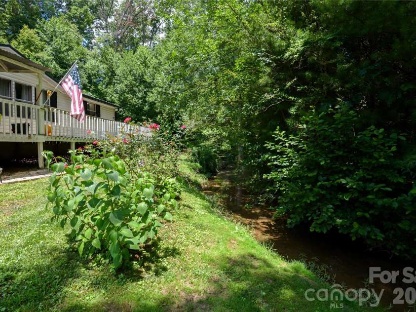 7 Warblers Nest None, Swannanoa, NC 28778.  MLS# CAR4403339, YatesRealty ID 39013. 