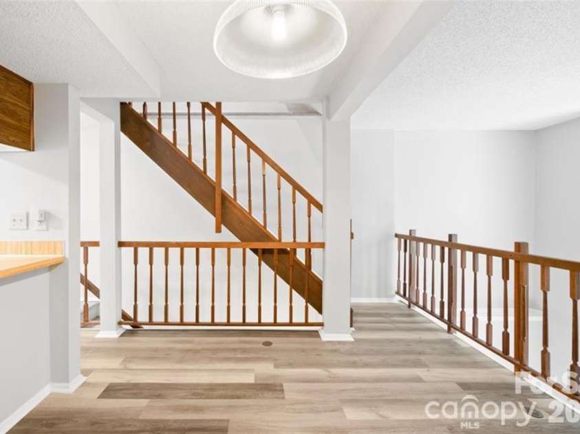 7301 Pebblestone Drive, Charlotte, NC 28212.  MLS# CAR4405904, YatesRealty ID 39014. 