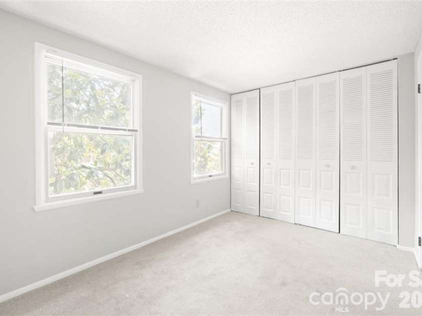7301 Pebblestone Drive, Charlotte, NC 28212.  MLS# CAR4405904, YatesRealty ID 39014. 