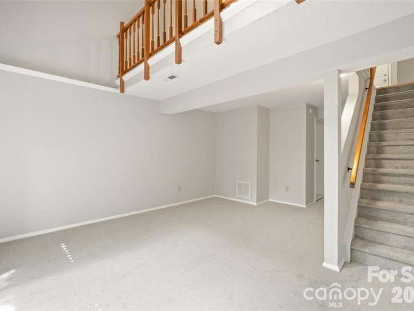 7301 Pebblestone Drive, Charlotte, NC 28212.  MLS# CAR4405904, YatesRealty ID 39014. 