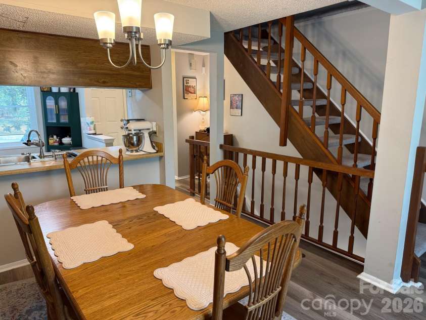 7301 Pebblestone Drive, Charlotte, NC 28212.  MLS# CAR4405904, YatesRealty ID 39014. 