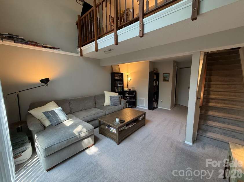 7301 Pebblestone Drive, Charlotte, NC 28212.  MLS# CAR4405904, YatesRealty ID 39014. 