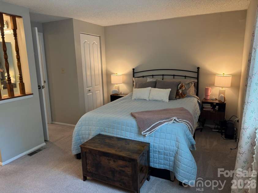 7301 Pebblestone Drive, Charlotte, NC 28212.  MLS# CAR4405904, YatesRealty ID 39014. 