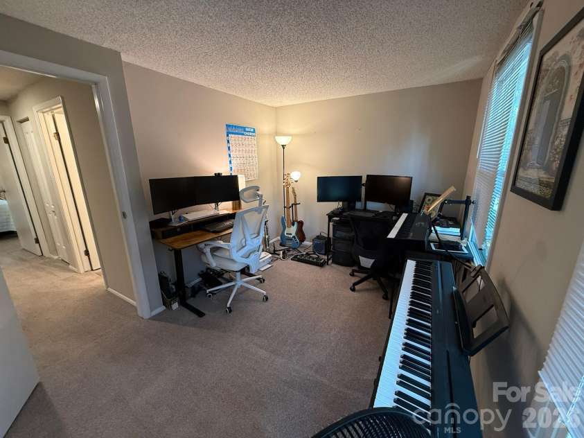 7301 Pebblestone Drive, Charlotte, NC 28212.  MLS# CAR4405904, YatesRealty ID 39014. 