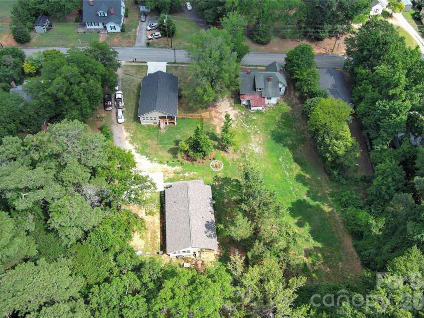 404 White Store Road, Wadesboro, NC 28170.  MLS# CAR4406149, YatesRealty ID 39015. 