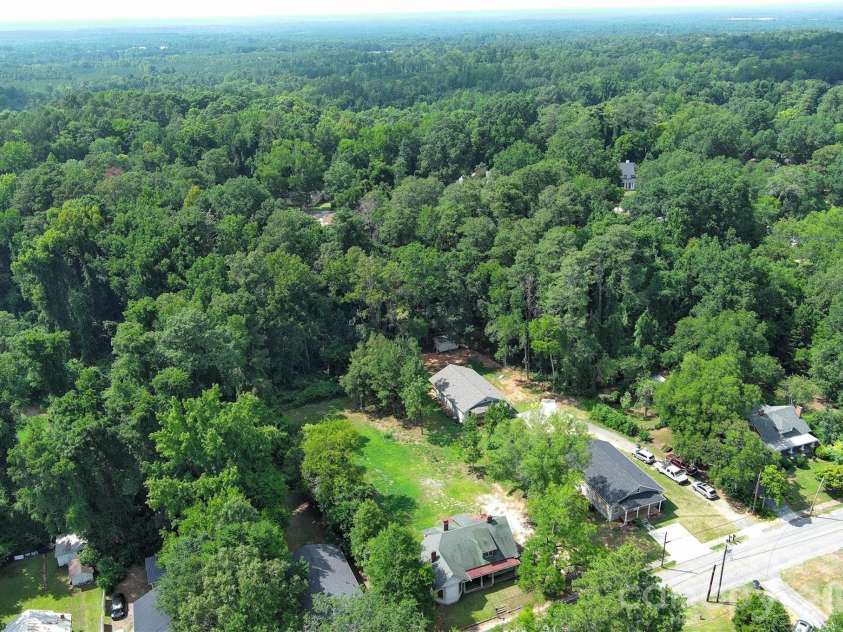 404 White Store Road, Wadesboro, NC 28170.  MLS# CAR4406149, YatesRealty ID 39015. 